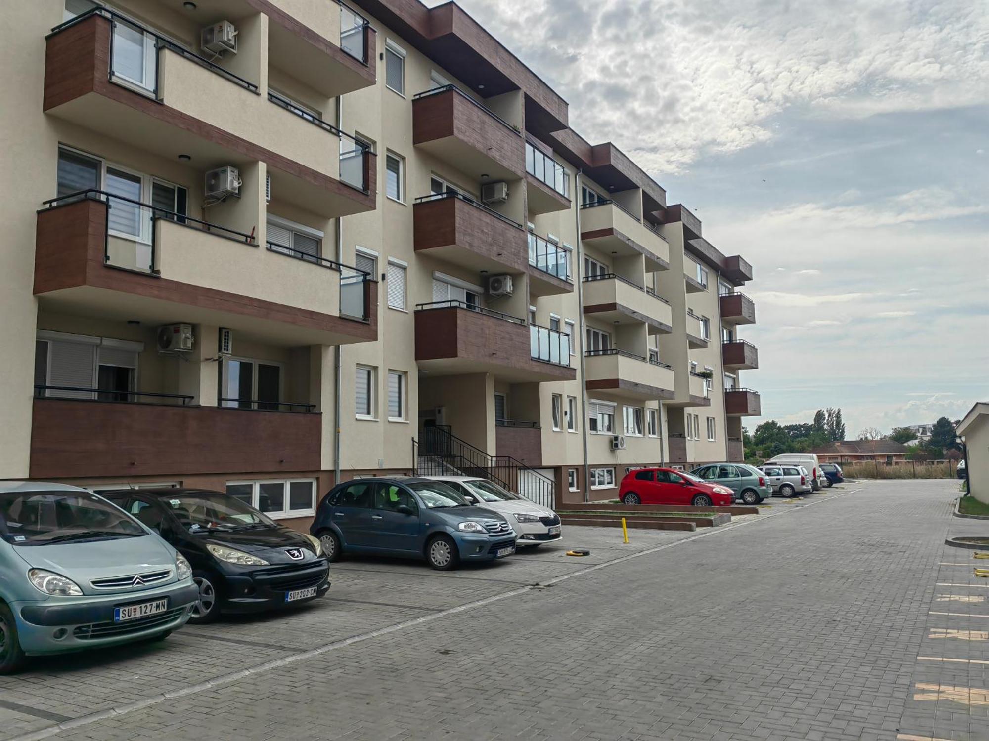 Road Warriors Apartment Subotica Luaran gambar